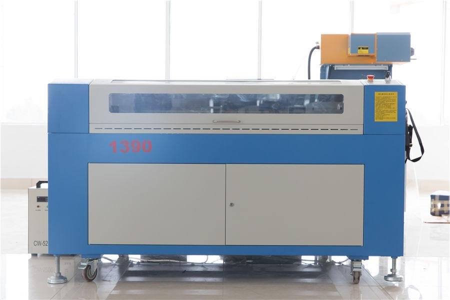 CO2 laser engraving cutting machine