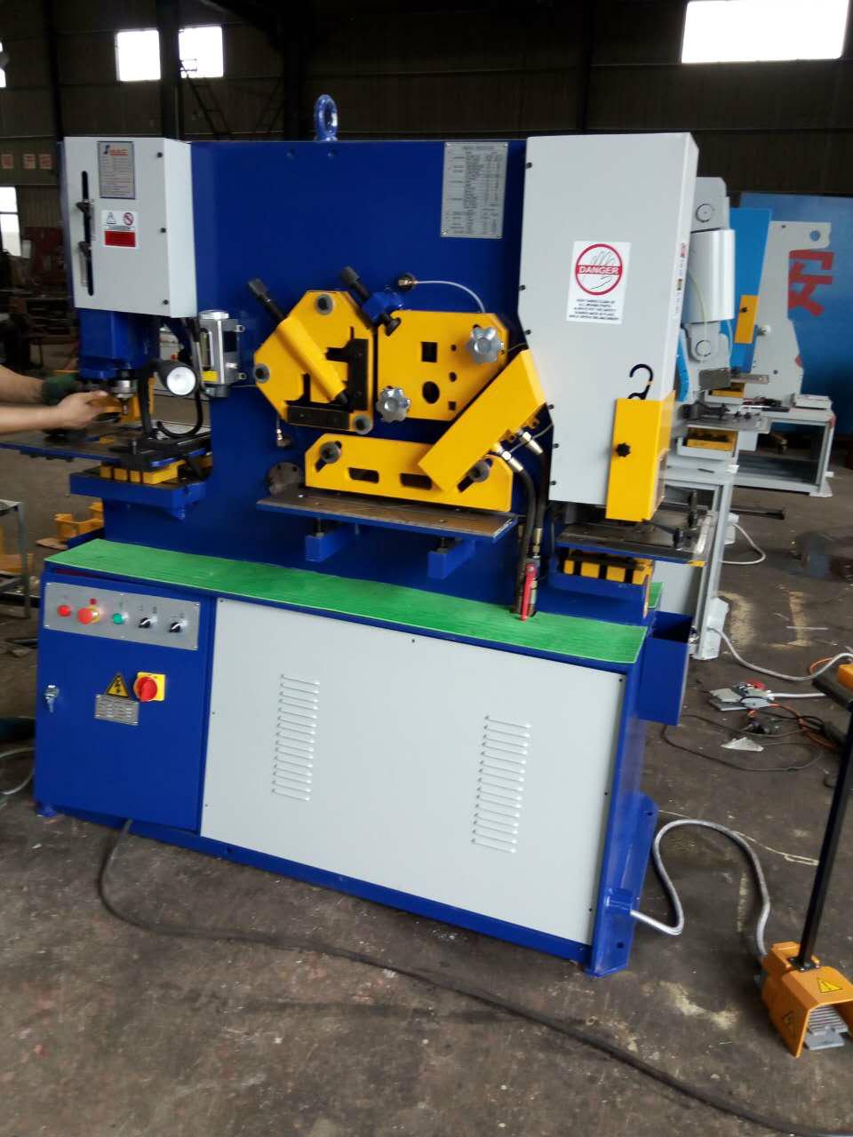 6.	Q35 Y Hydraulic Iron Worker Hydraulic Combined Punching and Shearing Machine  5