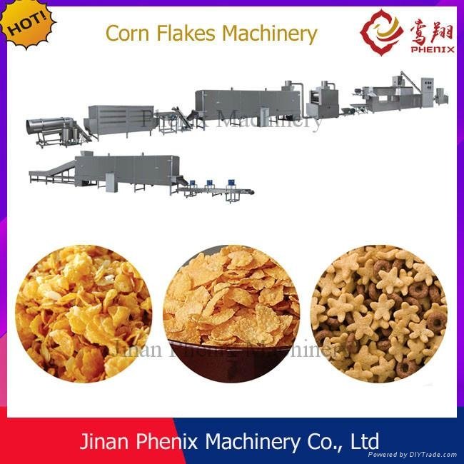Corn flakes making extruder