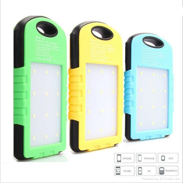 4000mah Rechargeable Solar Power Bank with LED Light YHM4 YH