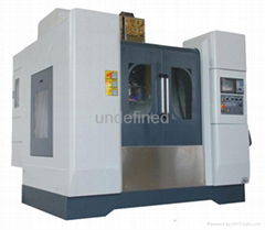 High-speed high-precision parts machining center