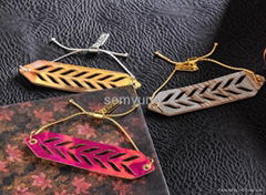 Pretty Women Bangles And Bracelets For Party