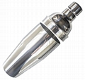 Daajia 24oz stainless steel cocktail shaker with built-in strainer 2
