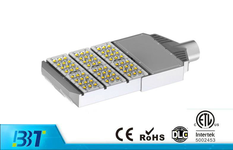 Low Cost High Output Meanwell Driver LED Street Lamp Fixture for Street 5