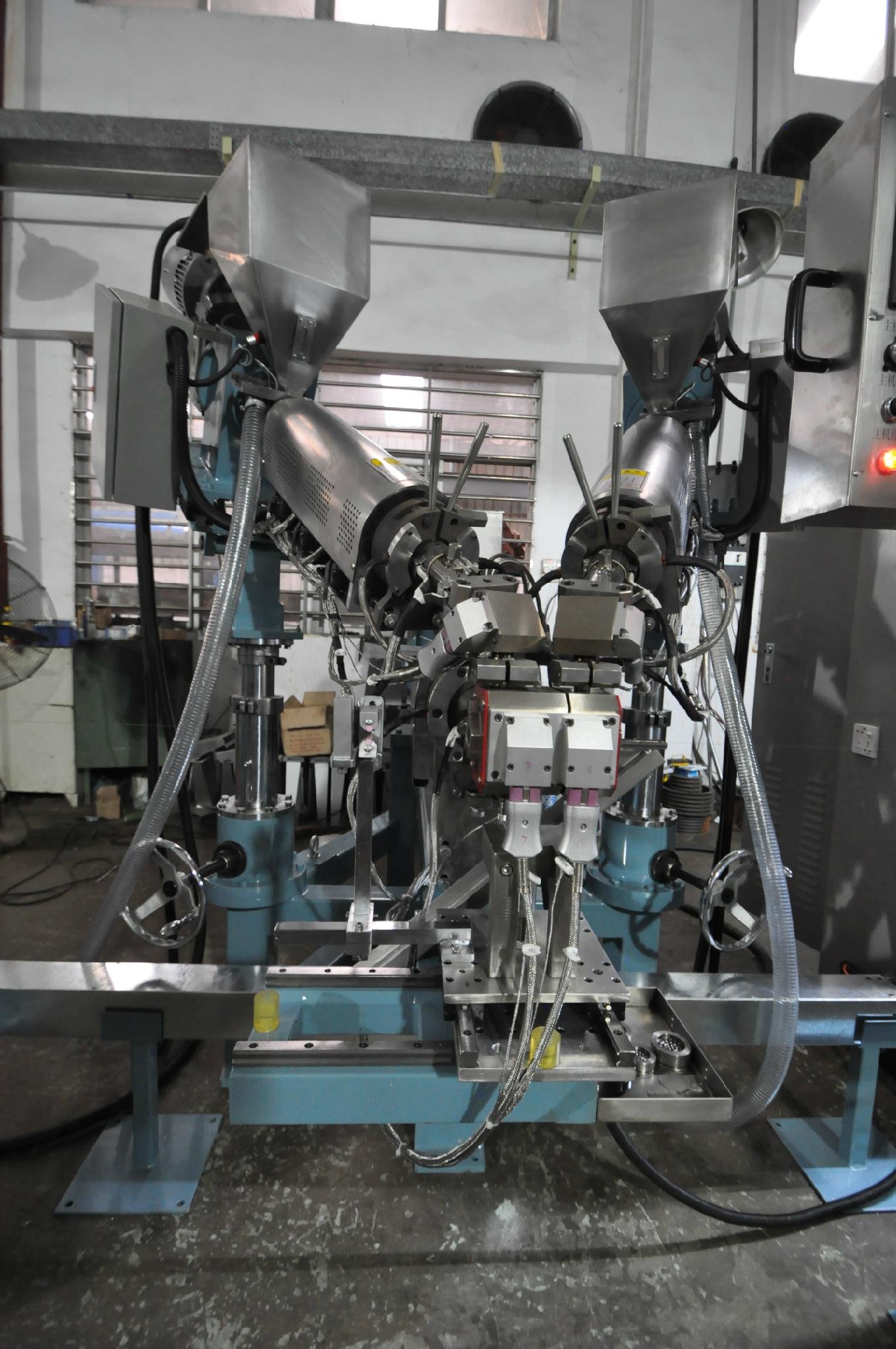 Physical foaming extrusion line 4