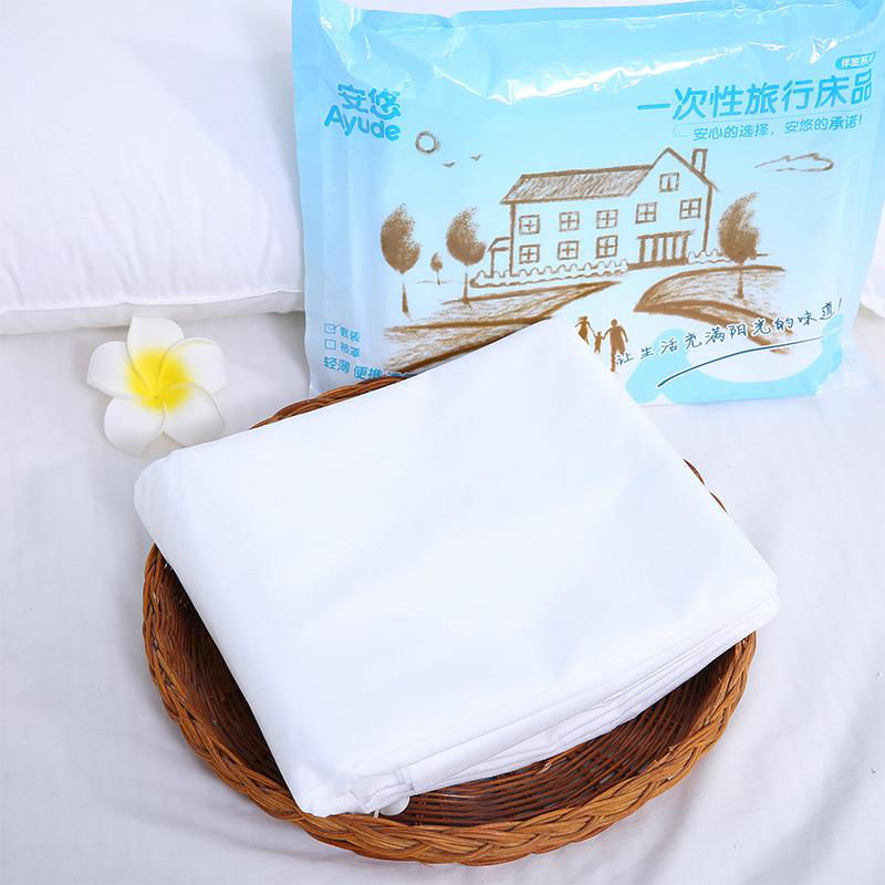 China Manufacturer Promotional Disposable Quilt Cover 2