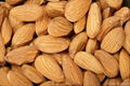 almond nuts 1