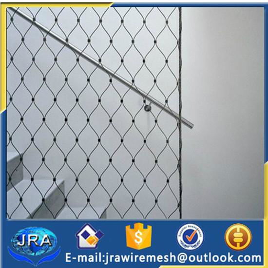 Banister fillings protection cable netting