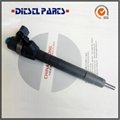 Sale Common Rail Diesel Engine Injector 6110701687-MB Cdi Injector 2