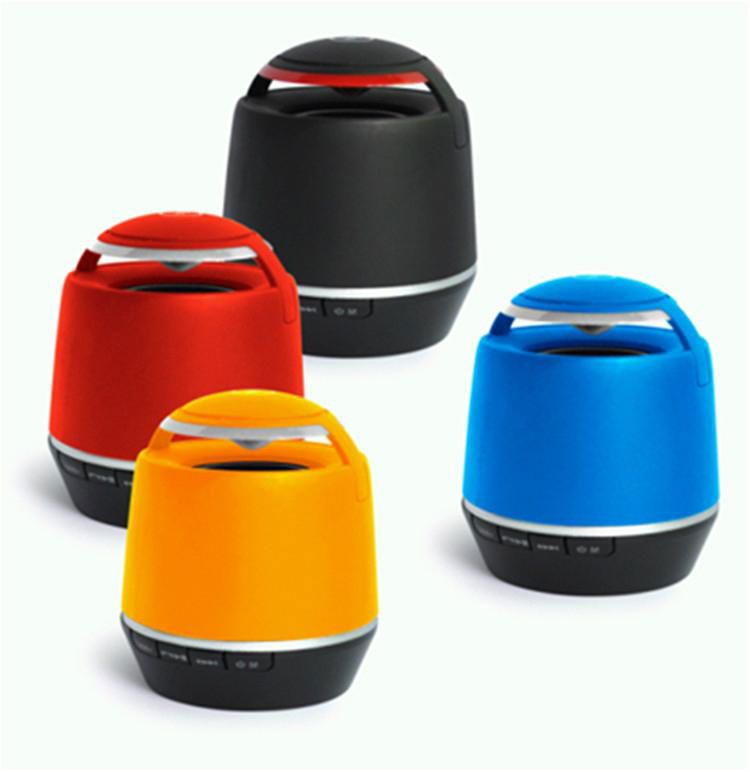 Outdoor Wirless Portable Bluetooth speaker with TF card