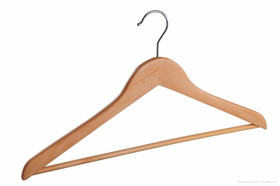 Natural flat shirt hanger with bar