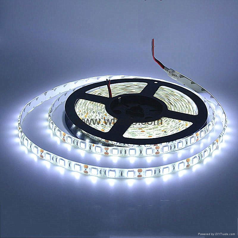 Flexible LED Strip Lights Color Changing RGB 5050 LED tape lights 300LEDs  LED  3