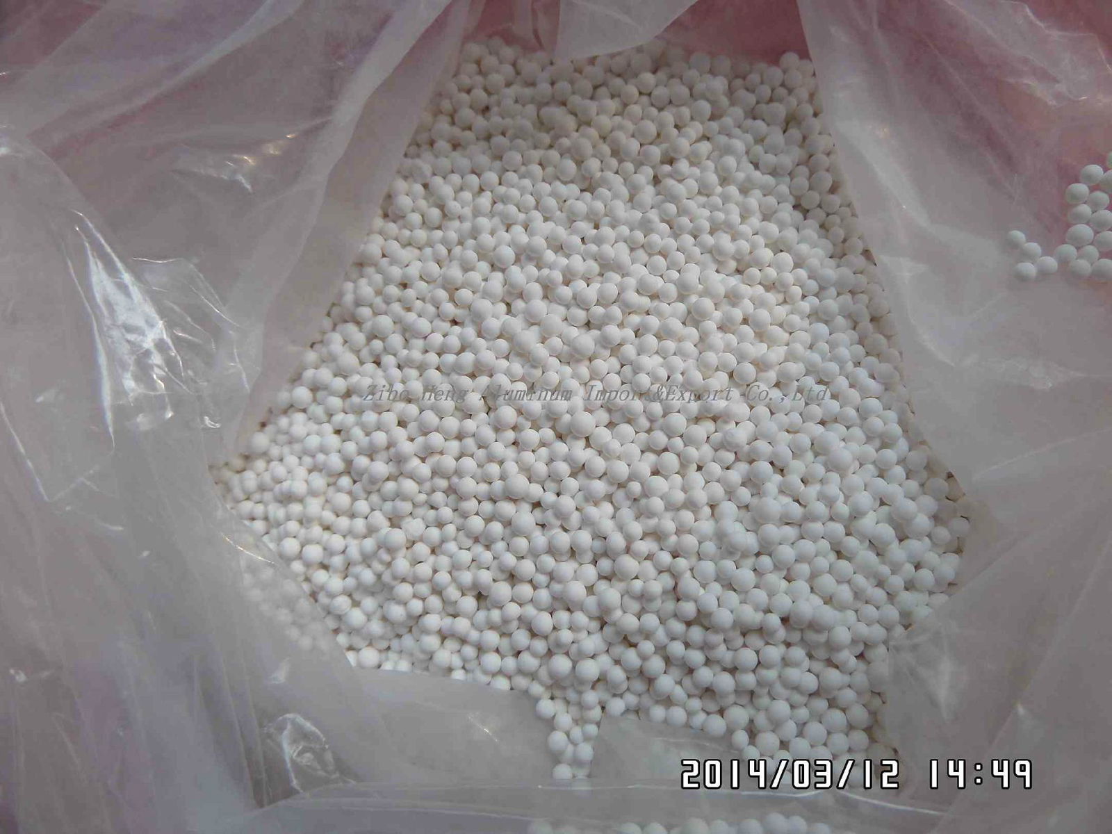 Activated alumina for adsorbent 4