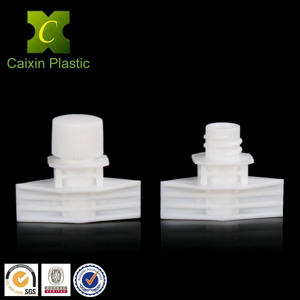 5.5mm plastic spout with cap for cosmetic sachet bag 5