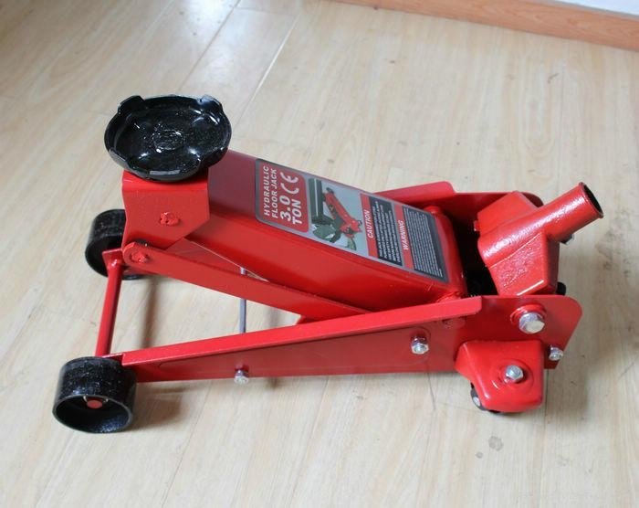 CE approved hydraulic floor jack  4