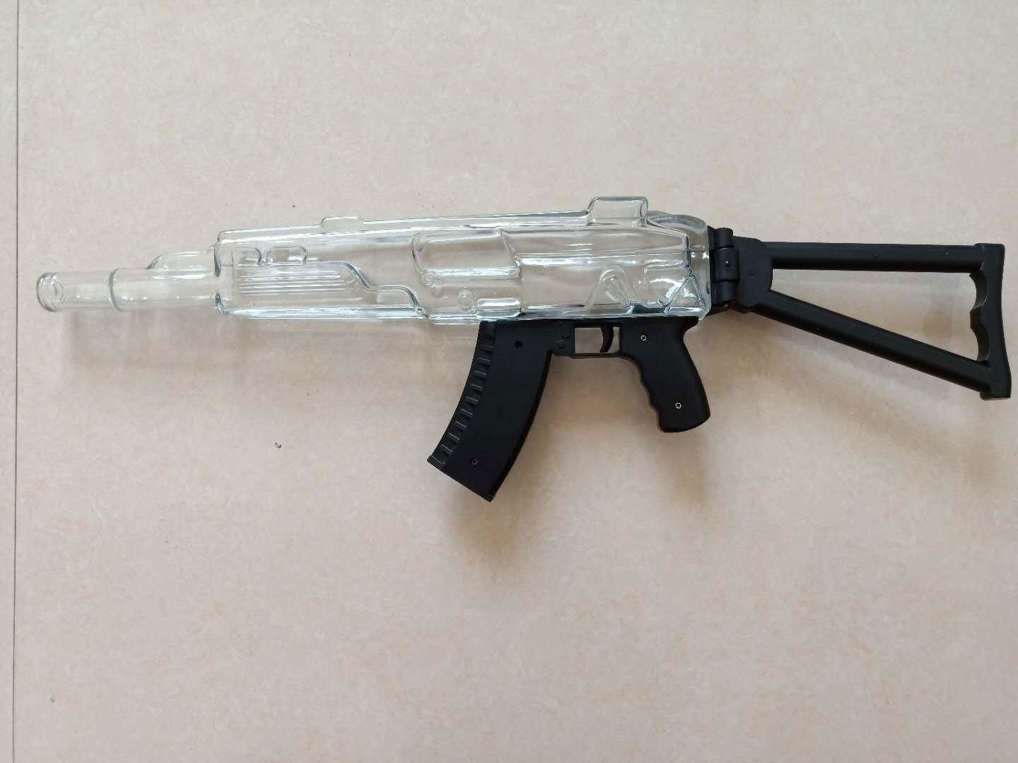 Hot Sale 250ml Pistol Shaped Whiskey Glass Bottle Wholesale Clear Gun Shape