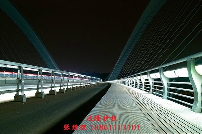 锌钢高速公路波形桥梁护栏板 3
