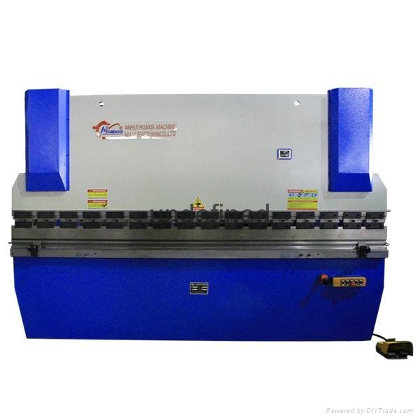 Huaxia Brand Fast Delivery Hydraulic Press Brakes for Carbon Steel