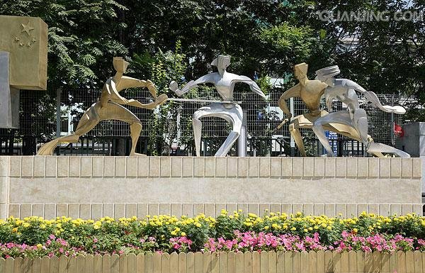 台湾雕塑城市主题不锈钢雕塑 建筑物景观雕塑
