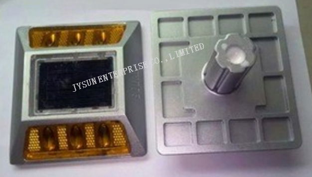 Aluminium led Solar cat eye road studs with shaft manufacturer 