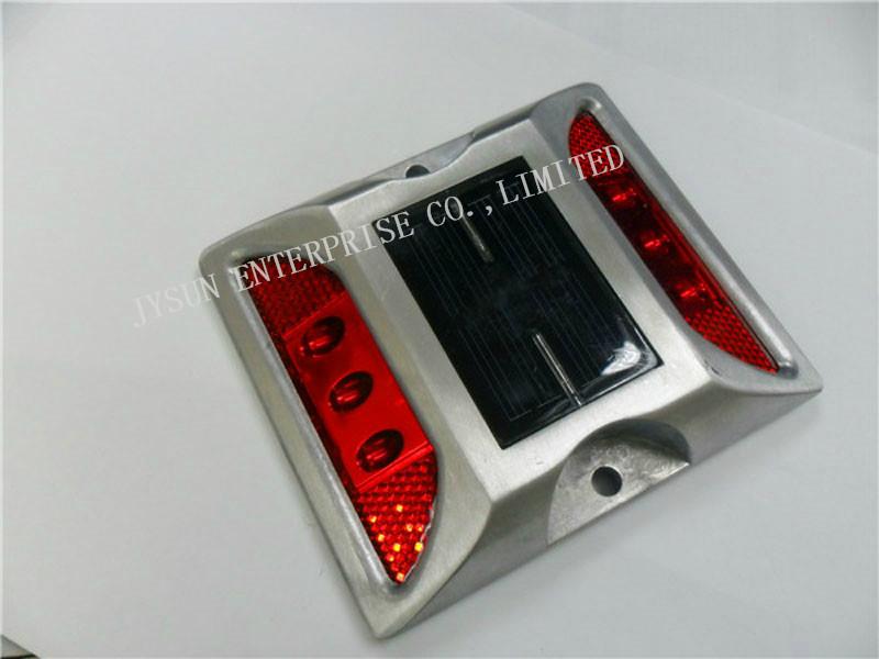 Aluminium led Solar cat eye road studs with shaft manufacturer  2