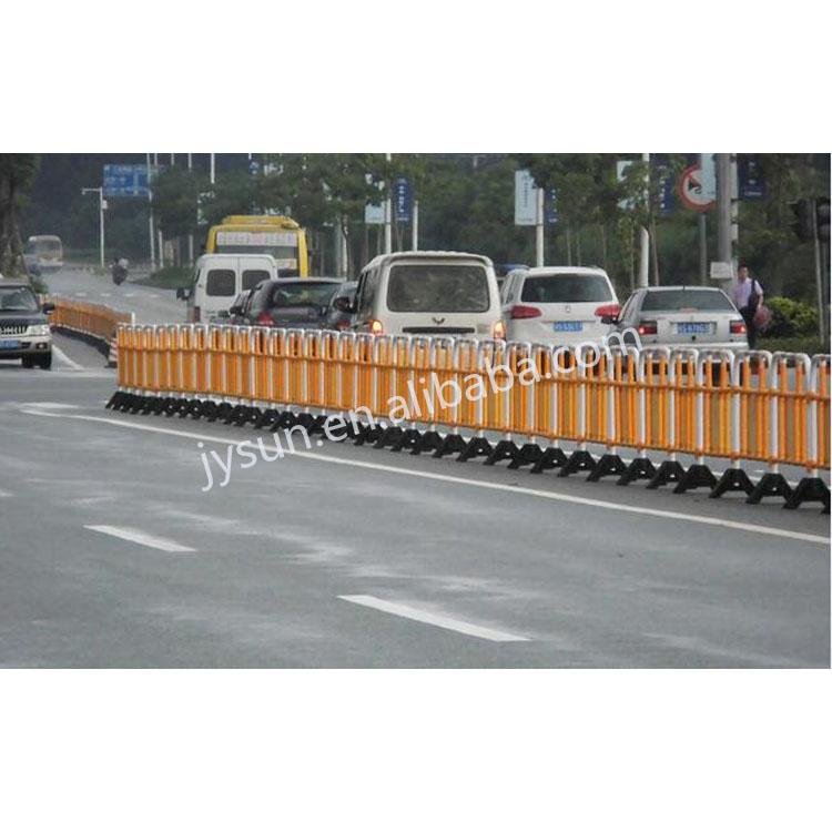 High Tenacity Temporary Yellow Road Safety PVC Traffic Barrier 3