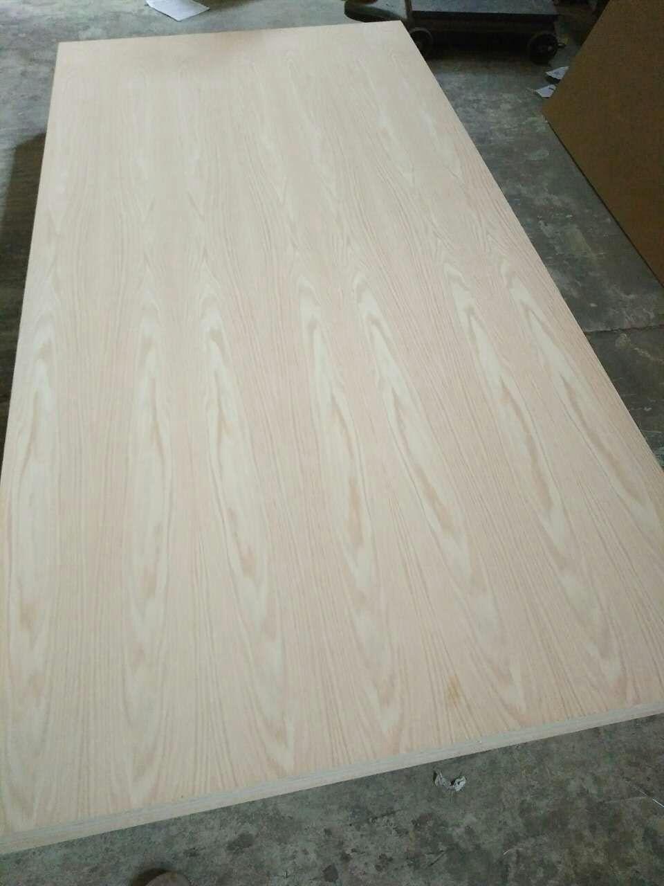 Red oak plywood