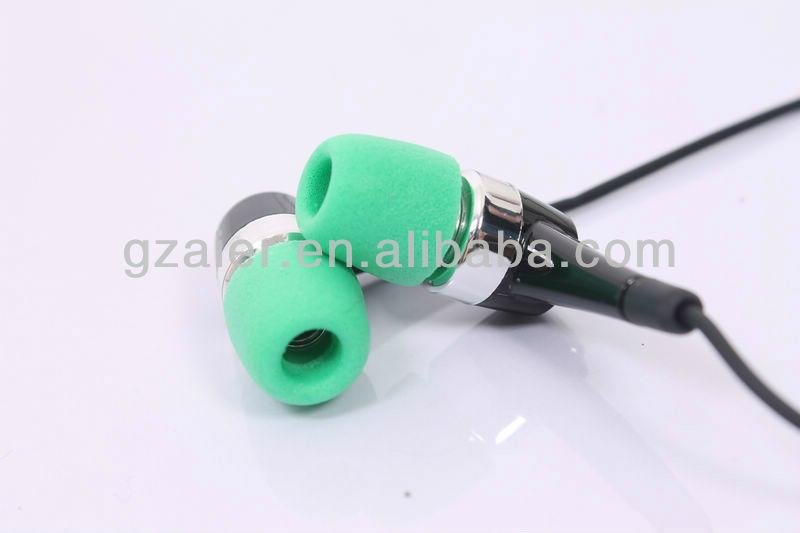 Portable media player use comfortable foam headset tips for ear safety 5