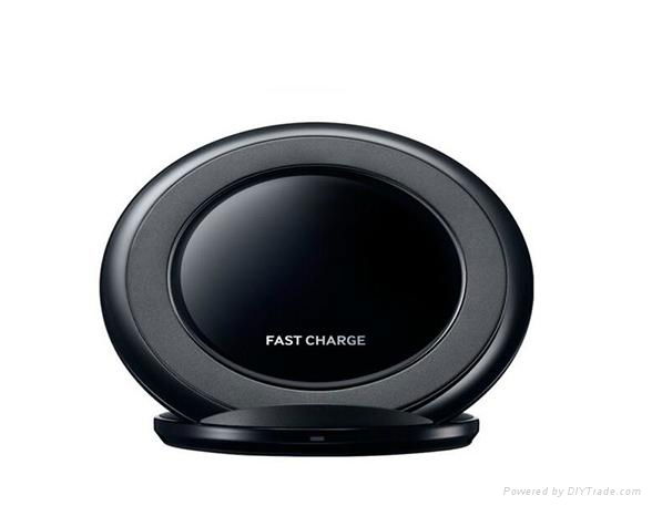 Universal Qi Wireless Charger for all smart phones 2