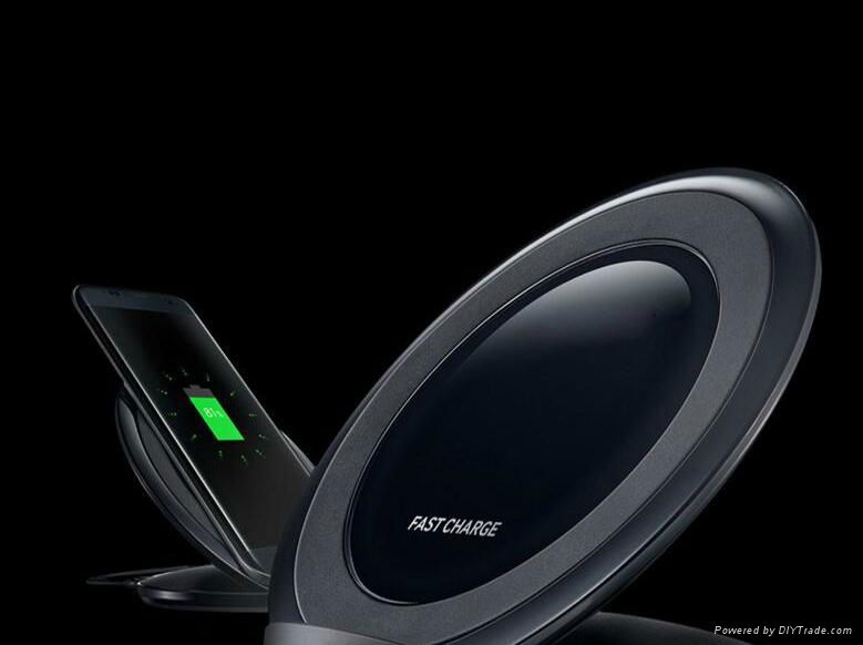 Universal Qi Wireless Charger for all smart phones 4