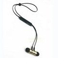 Outdoor Magnetic Suction Wireless Earphone 2