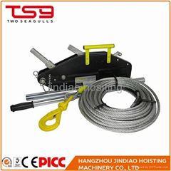 Light weight portable pulling wire rope hoist for building equipment