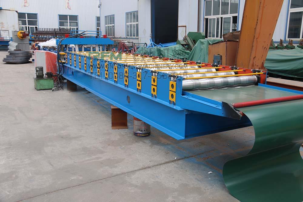 Aluminum Roof Glazed Tile Roll Forming machine 4