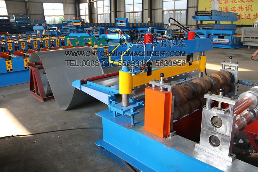 Floor Deck Roll Forming Machine with CE 2
