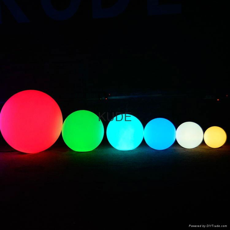 Battery Power Multicolor Waterproof LED Ball Globe