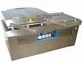 Double chamber vacuum packaging machine