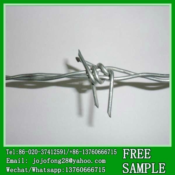 Factory selling barbed wire in roll how much
