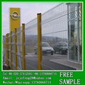 Easily assemble welded traingle mesh triangle fence