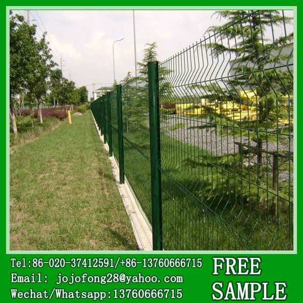 Galvanized Green color house used 6ft steel wire mesh fence designs 4