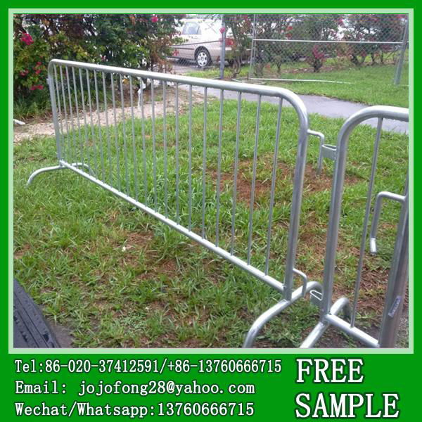 1.2m high Hot dipped galvanised steel crowd control barriers for export 3