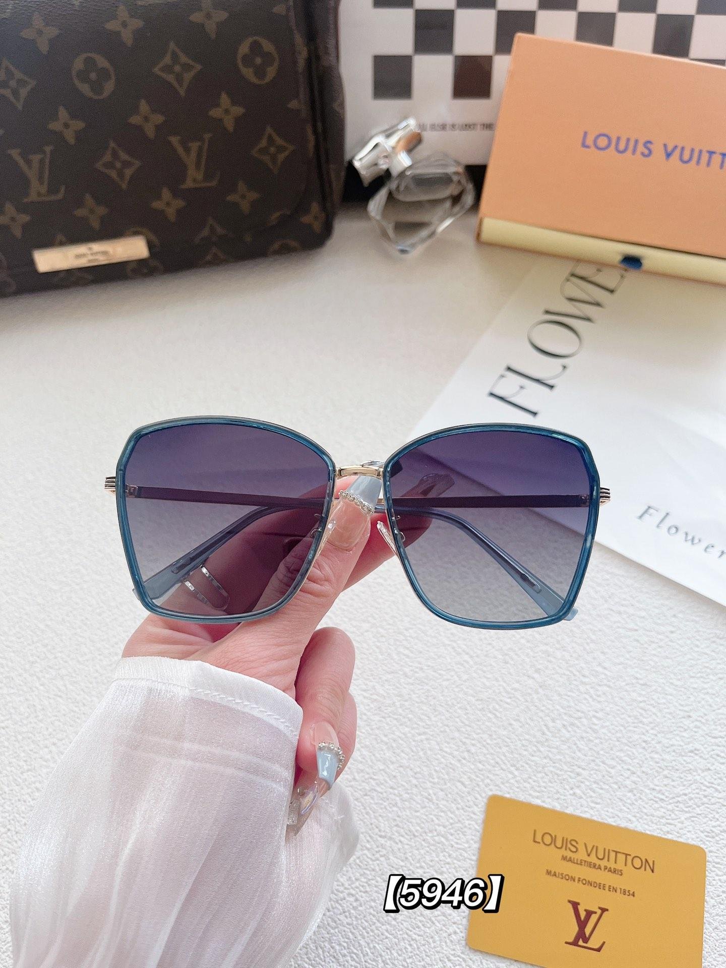 2023  Hot top quality      unglasses fashion sunglasses sun glasses  2