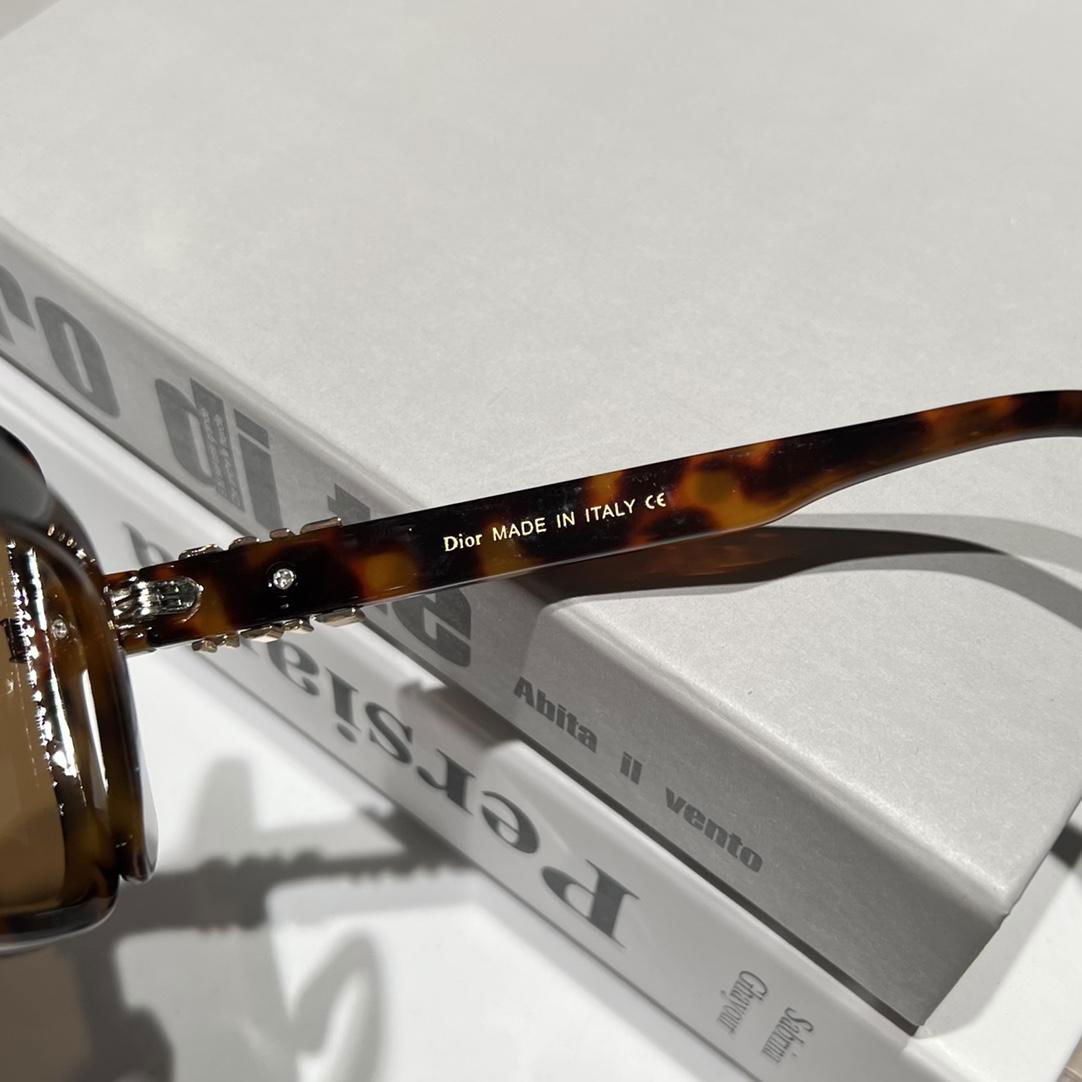 2023 new  top quality      unglasses fashion sunglasses sun glasses  2
