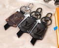 2024 new Hot LV  Chain fashion key fashion gift key Chain 