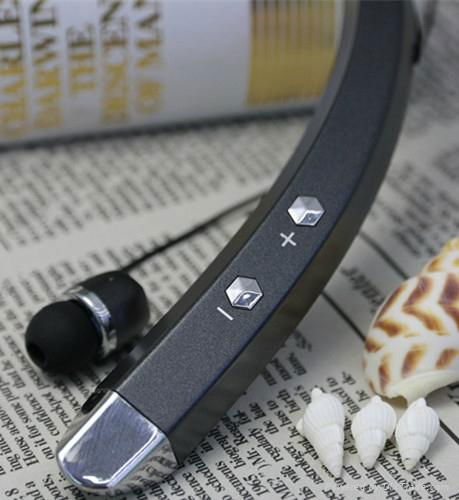 Shenzhen Factory Price In-car Mini V 4.0 Bluetooth Earphone Made in China 3