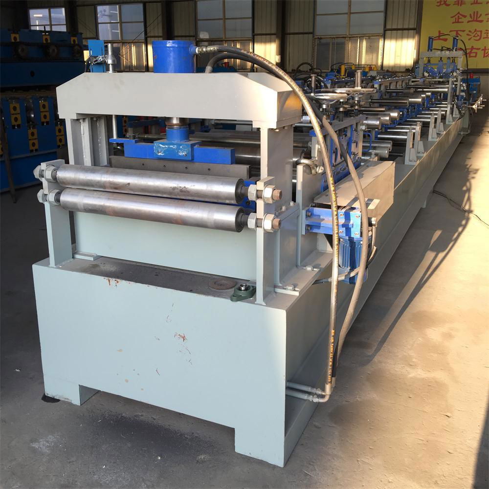 Good Quality Changeable C Z Purlin Machine 4