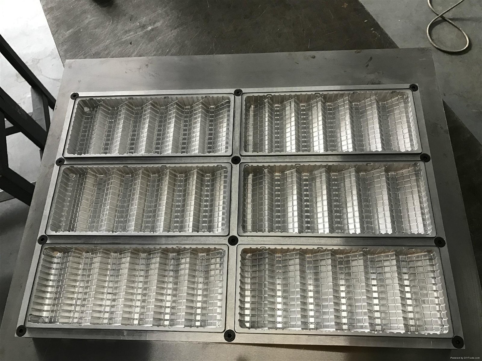 thermoformed food trays