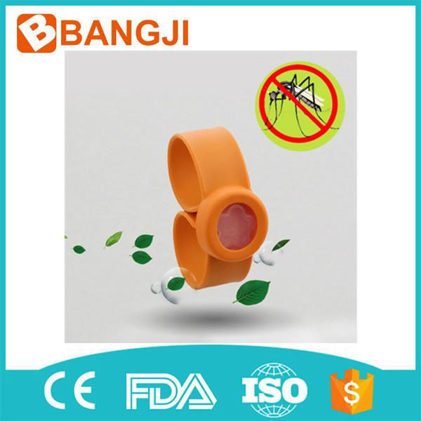 100% natural essential oil silicone cartoon anti mosquito bracelet for kids