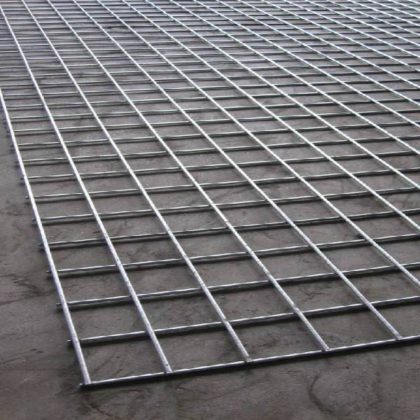 high quality galvanized and PVC welded wire mesh 4