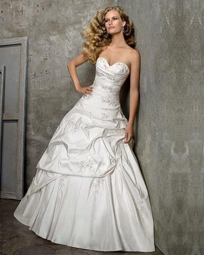 Princess Ball Gown Sweetheart Cathedral Train Taffeta Beading Embroide 4