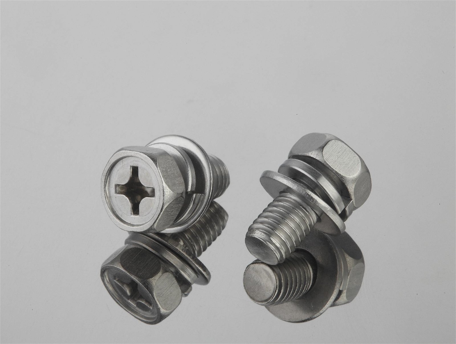 Decroment Plated Hex Head phillips Screws Bolts and Washer  3